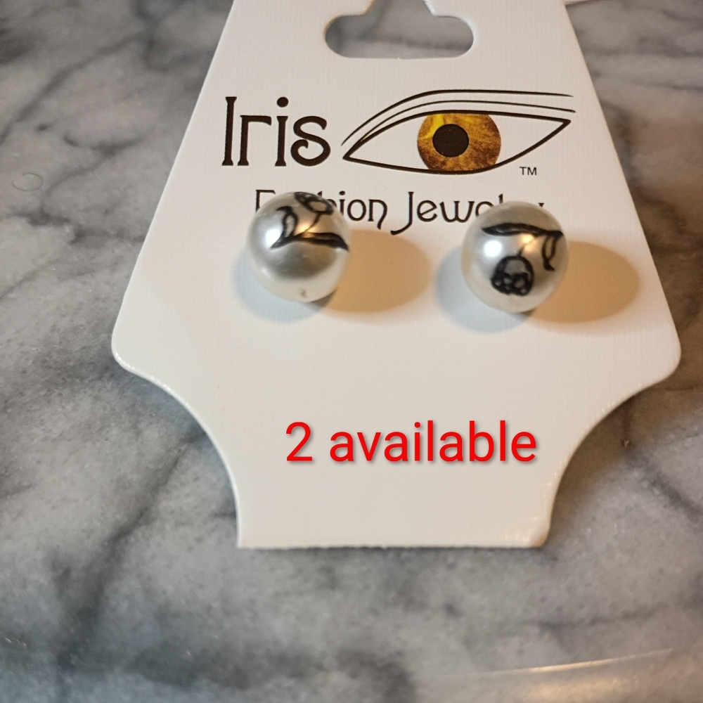 Iris Silver Skull Stud Earrings
